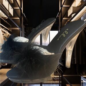 Ellie Black Fur Sandal Heel Sz 10